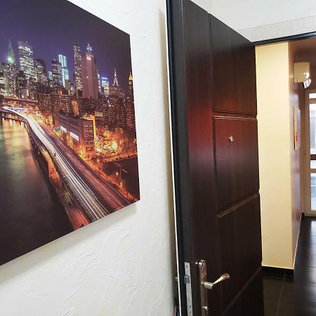 Unique 1 Bd Apt Dt W/Free Parking And Wi-Fi Appartamento Chişinău Esterno foto