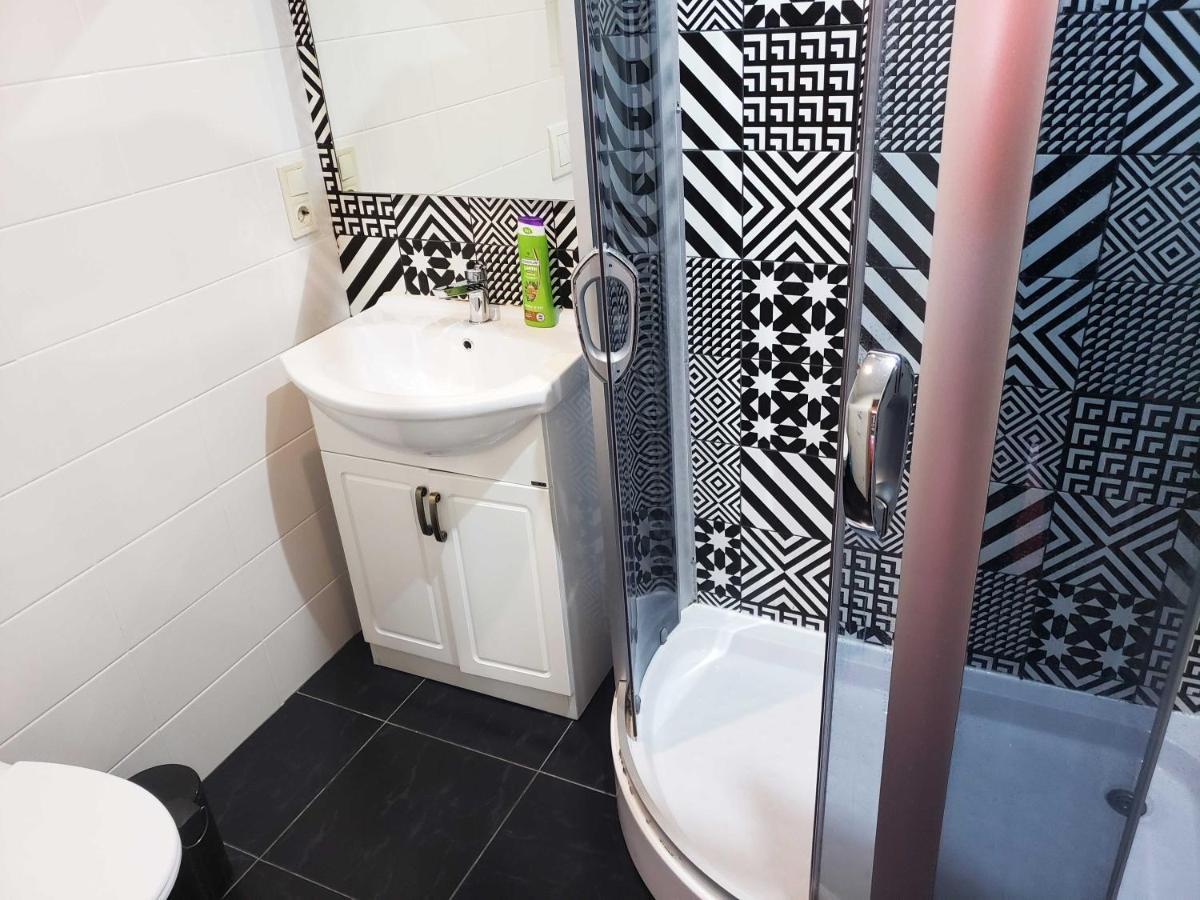 Unique 1 Bd Apt Dt W/Free Parking And Wi-Fi Appartamento Chişinău Esterno foto